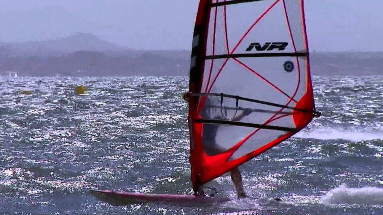Gu&iacute;a de deportes acu&aacute;ticos en Cartagena